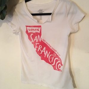 Levi’s California t-shirt